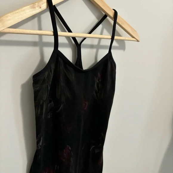 Lululemon Power Y Tank Top Midnight Iris Black Floral Size 2 - Picture 6 of 12